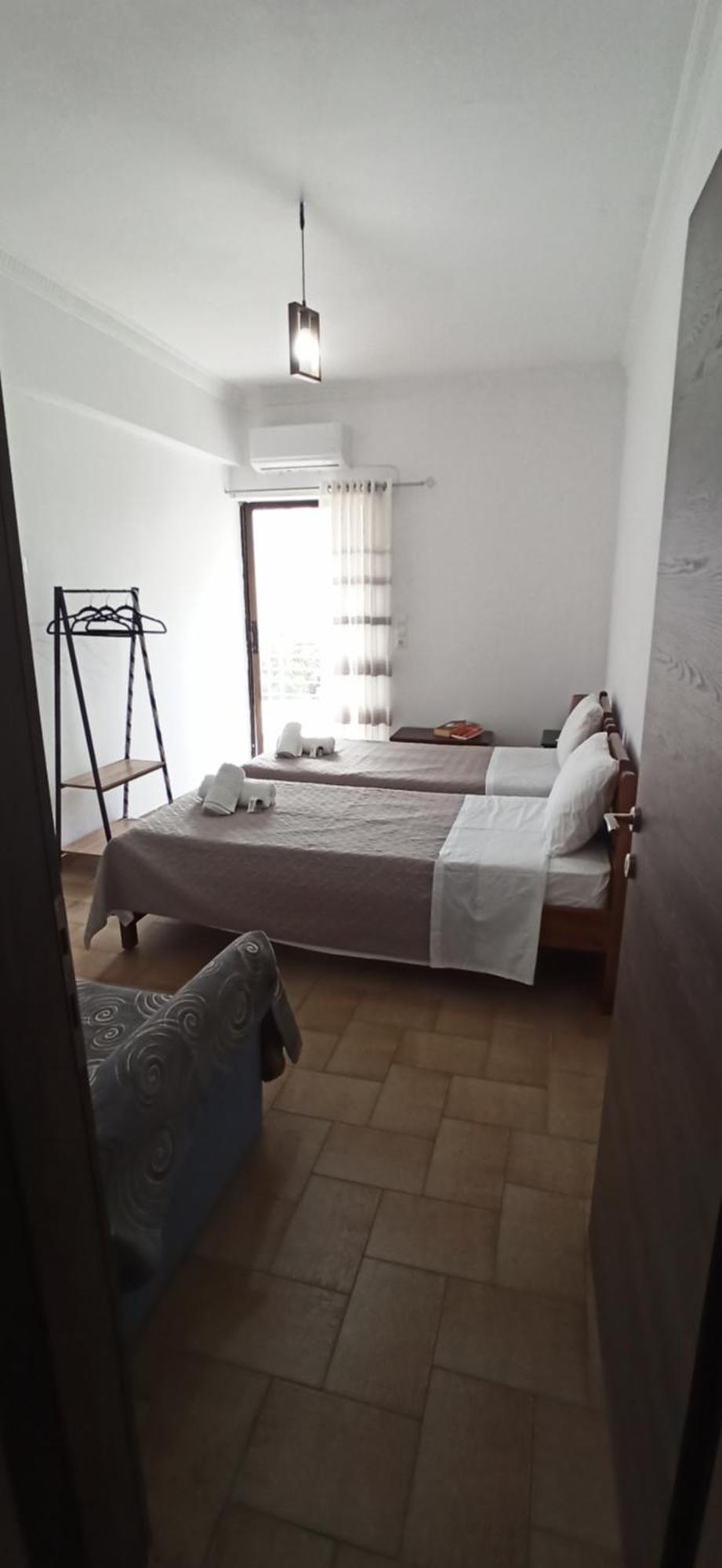 Modern Central Αpt 500M From The Beach. La Canea Esterno foto