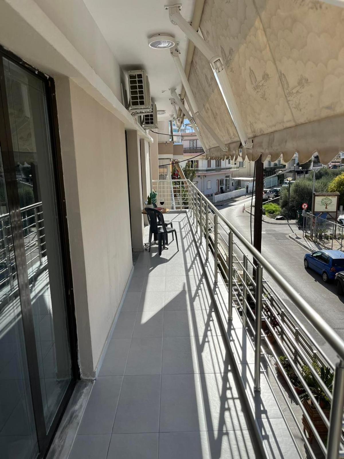 Modern Central Αpt 500M From The Beach. La Canea Esterno foto